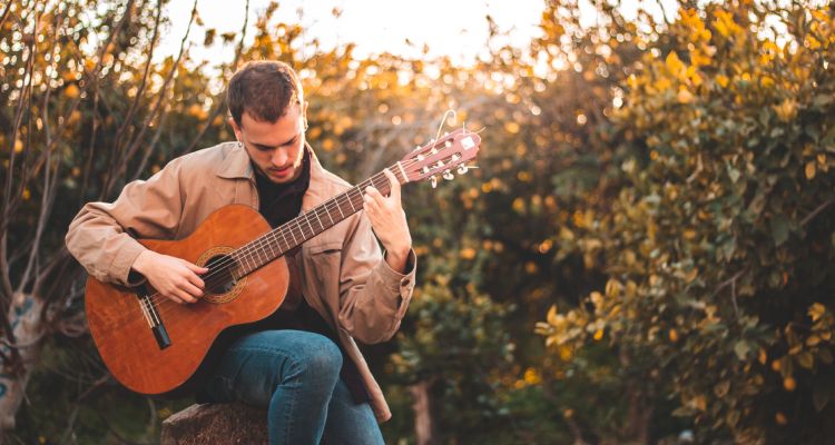guitar and mindfulness