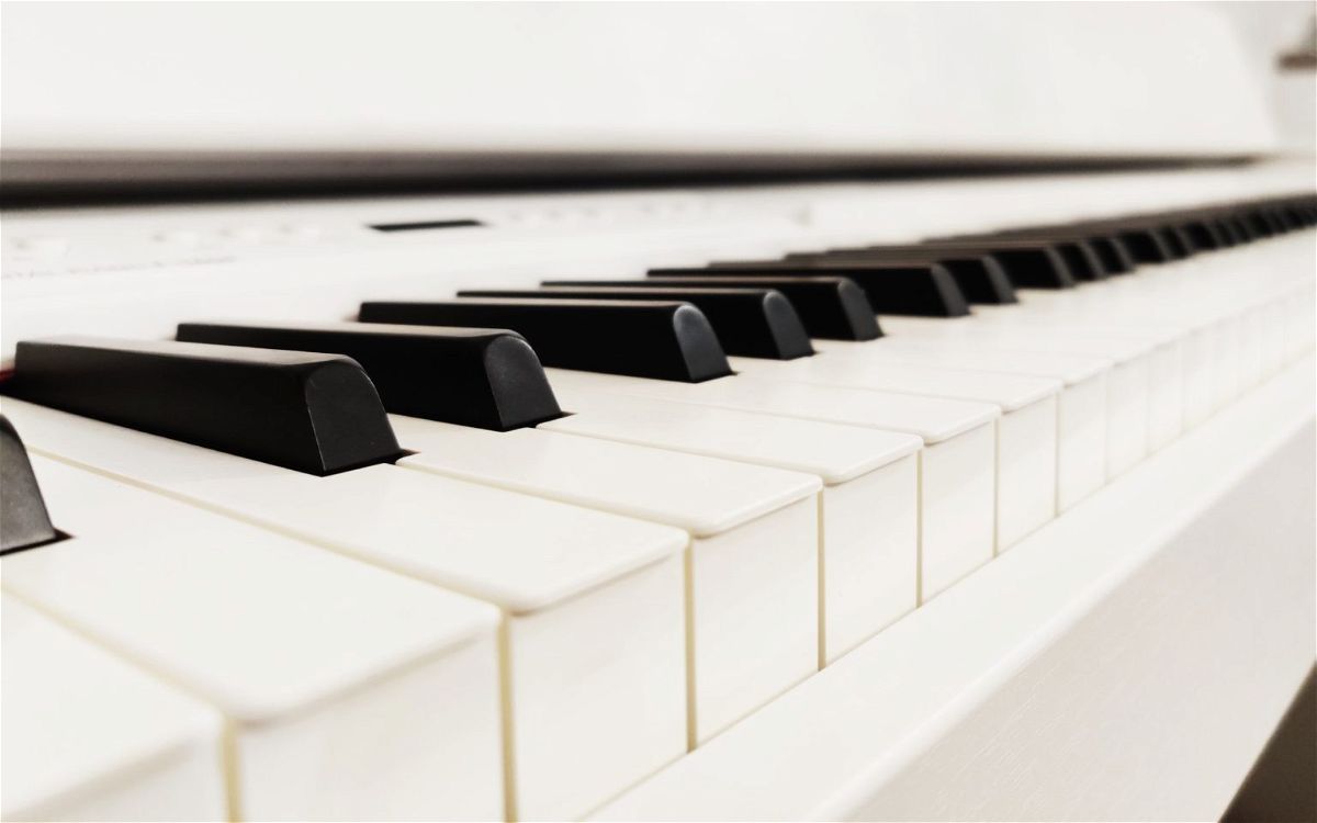 5 Best Small Pianos For Apartments