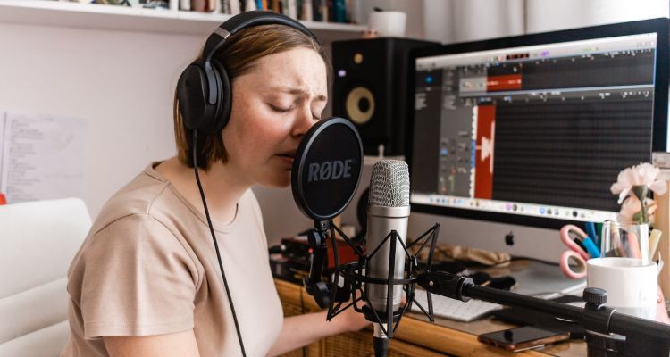 What dB Should Vocals be Recorded at - How to Improve Your Vocal Recordings